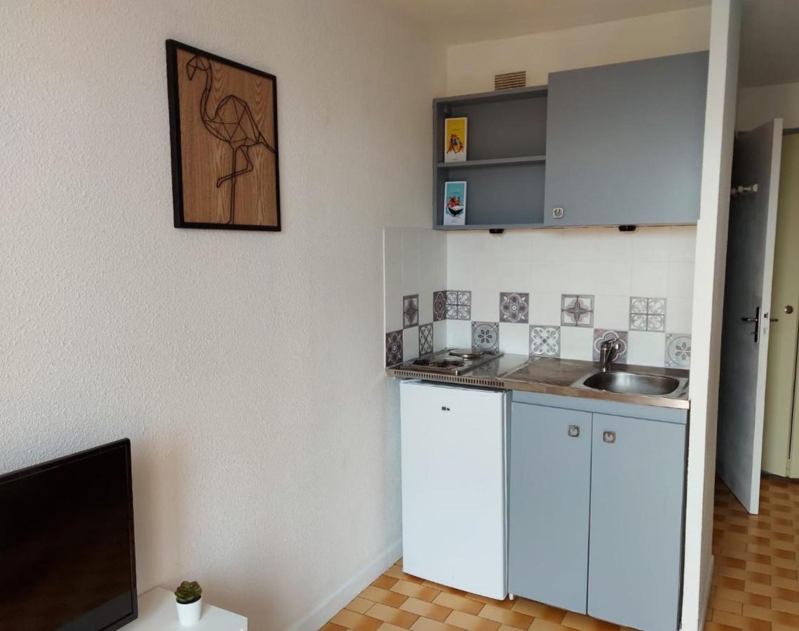 Coquet Studio Avec Belle Terrasse Apartment La Londe-les-Maures ภายนอก รูปภาพ